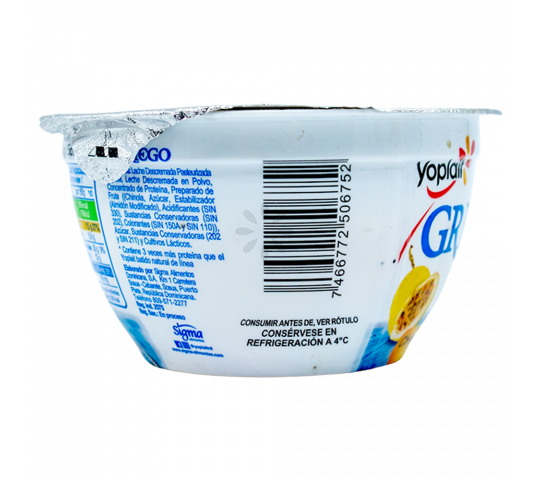 Yogurt Estilo Griego Con Chinola en el Fondo Yoplait 5 oz